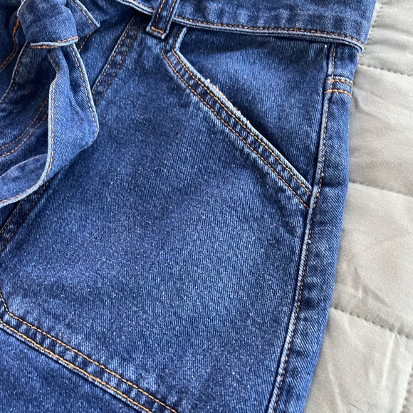 Forever 21 Denim Jean Belted Mini Skirt Tie Belt Size Large - Picture 8 of 12